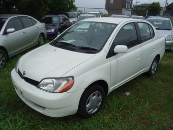 2002 Toyota Platz