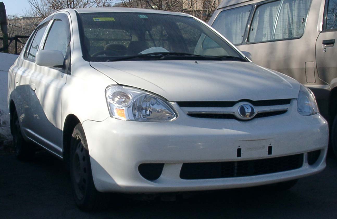 2002 Toyota Platz