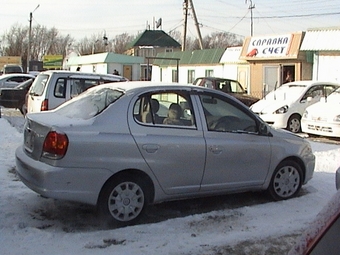 2002 Toyota Platz