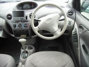 Toyota Platz