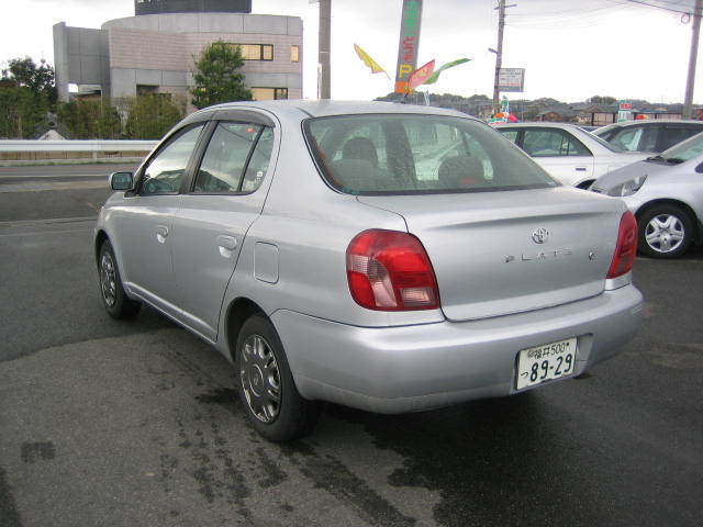 2002 Toyota Platz