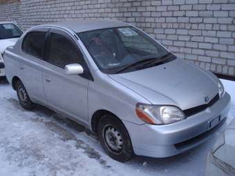 2002 Toyota Platz