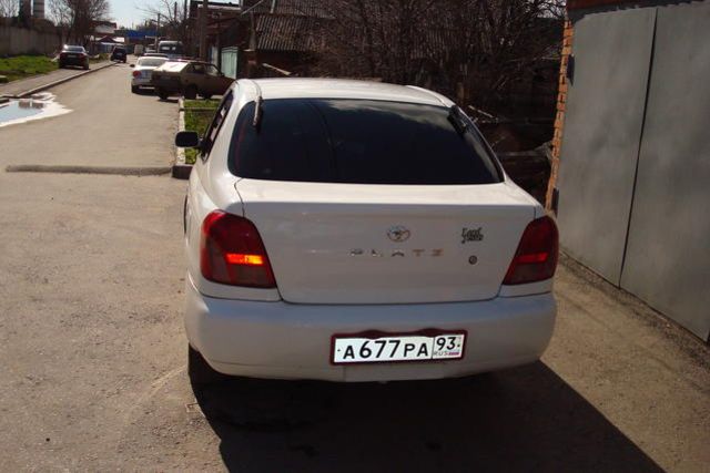 2002 Toyota Platz