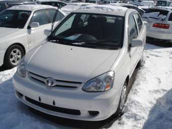 2002 Toyota Platz