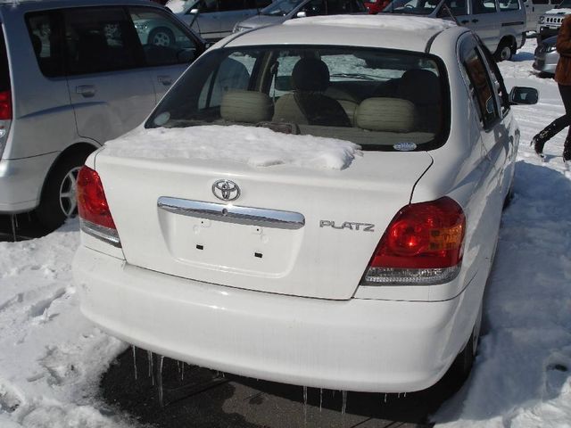 2002 Toyota Platz