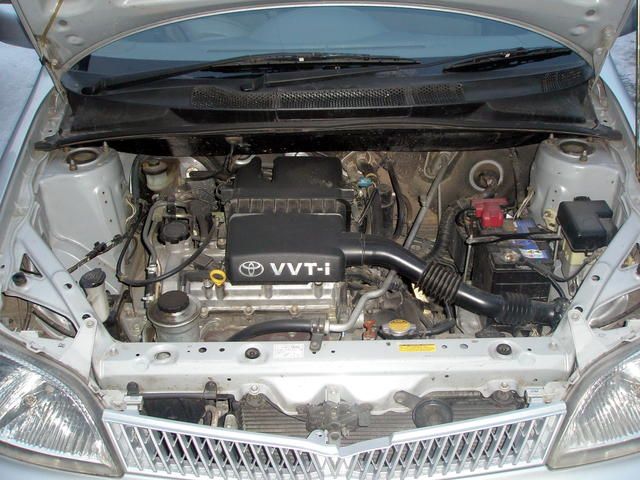 2002 Toyota Platz