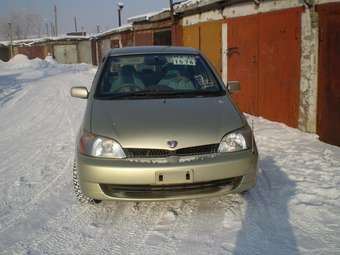 2002 Toyota Platz