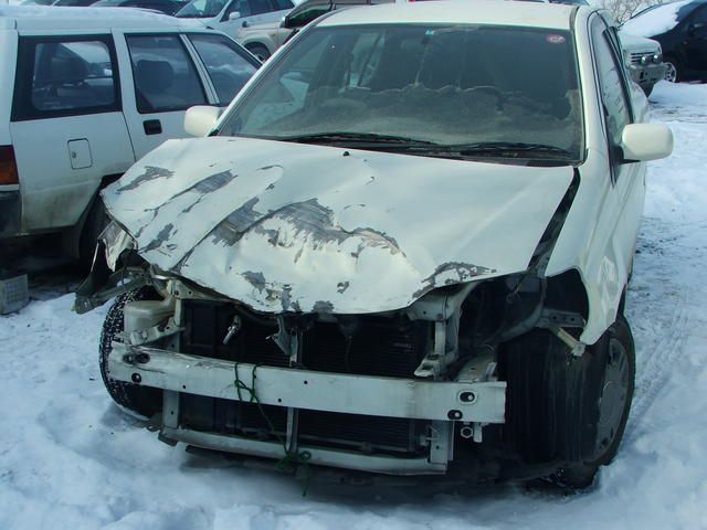 2002 Toyota Platz