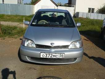 2002 Toyota Platz