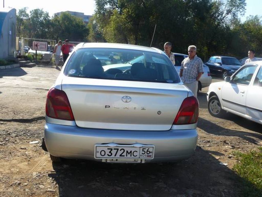 2002 Toyota Platz