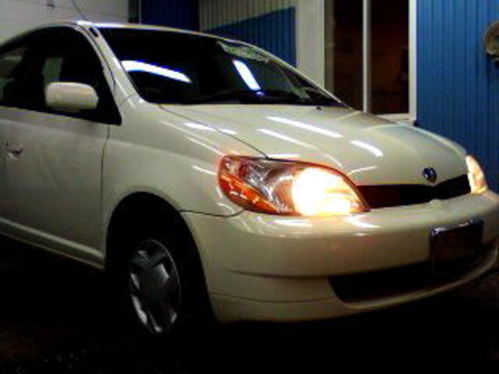 2002 Toyota Platz