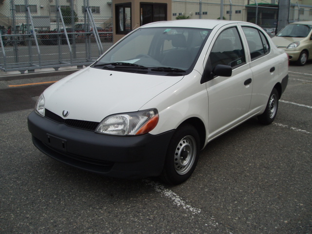 2002 Toyota Platz For Sale
