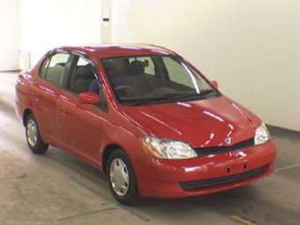 2002 Toyota Platz Photos