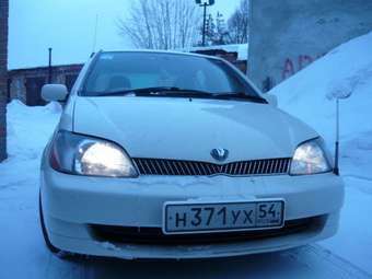 2002 Toyota Platz For Sale