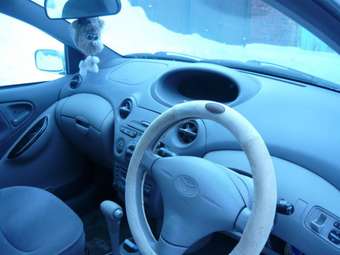 2002 Toyota Platz Wallpapers