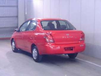 2002 Toyota Platz Pictures
