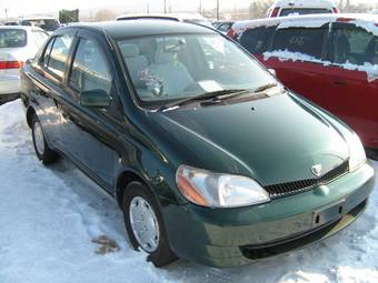 2002 Toyota Platz Wallpapers