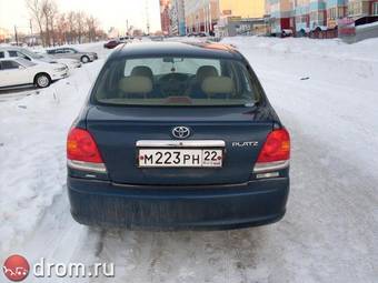 2002 Toyota Platz Pictures