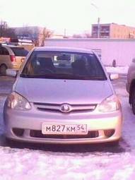 2002 Toyota Platz Photos