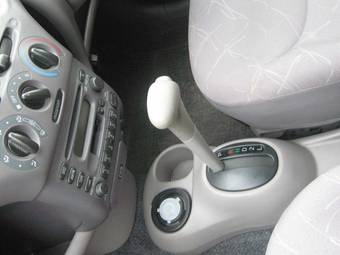 2002 Toyota Platz For Sale