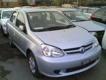 2003 Toyota Platz