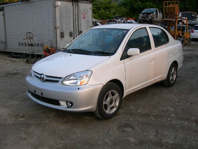 2003 Toyota Platz