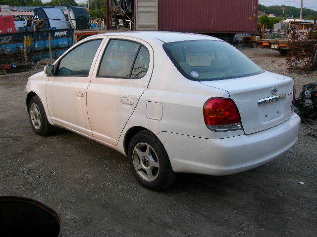 2003 Toyota Platz