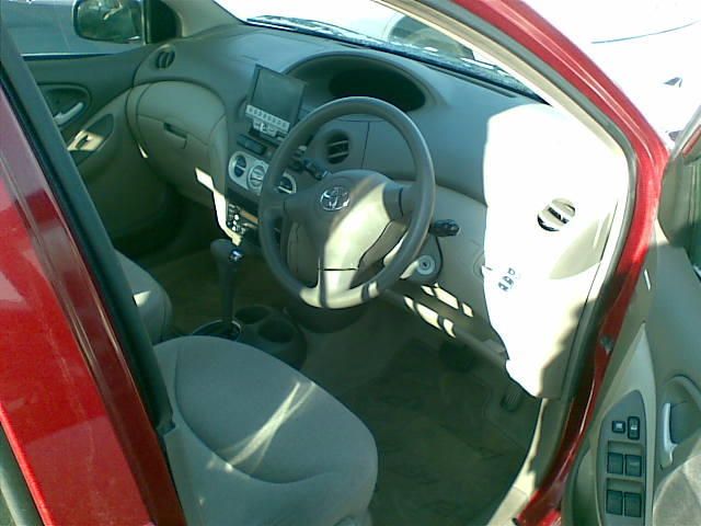 2003 Toyota Platz