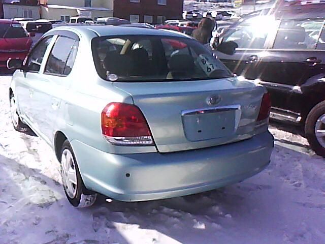 2003 Toyota Platz