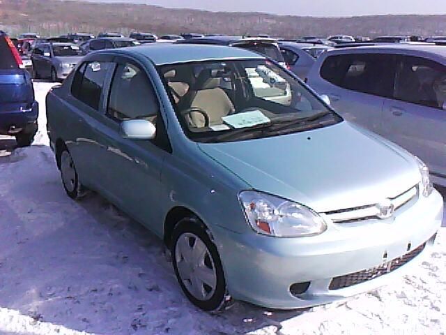 2003 Toyota Platz