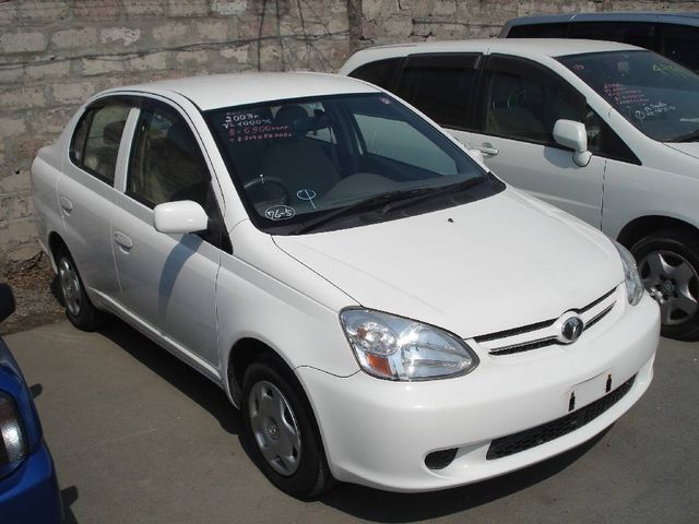 2003 Toyota Platz