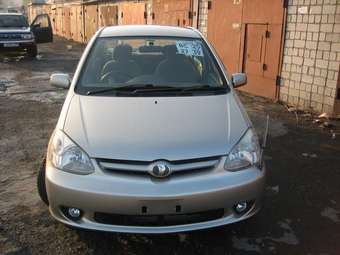 2003 Toyota Platz