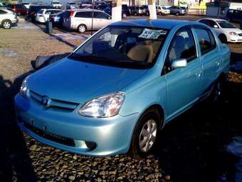 2003 Toyota Platz