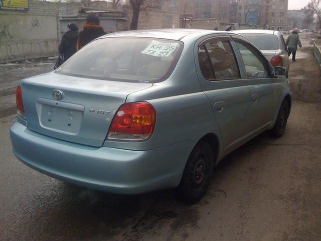 2003 Toyota Platz
