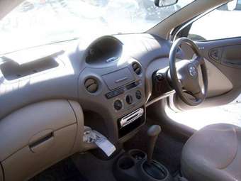 Toyota Platz