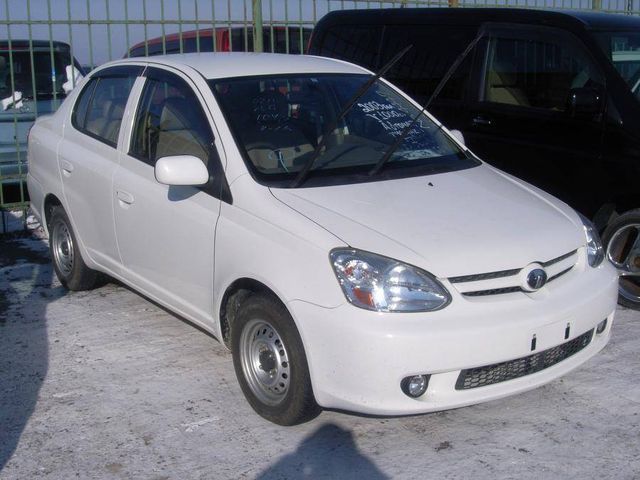 2003 Toyota Platz