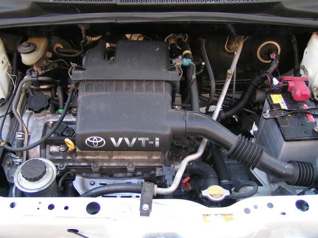 2003 Toyota Platz