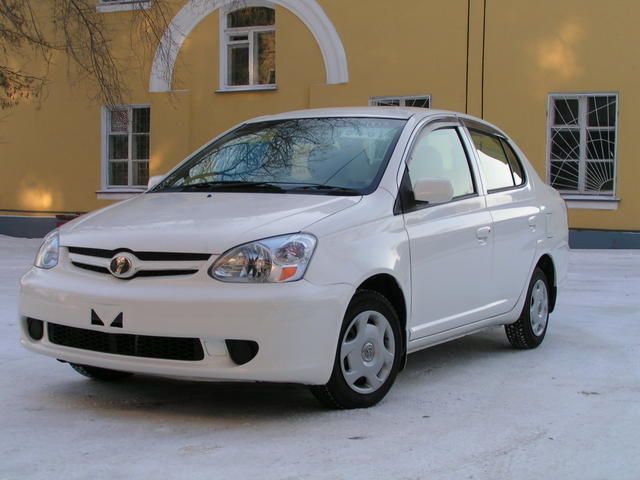 2003 Toyota Platz