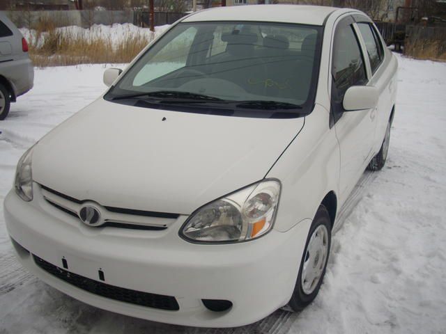 2003 Toyota Platz