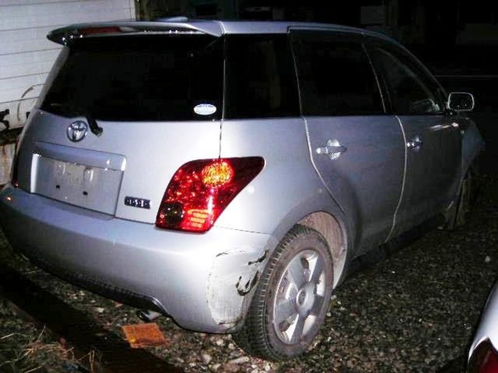2003 Toyota Platz