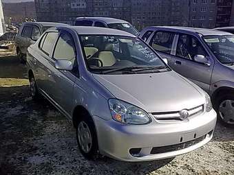 2003 Toyota Platz