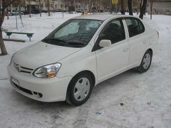 2003 Toyota Platz