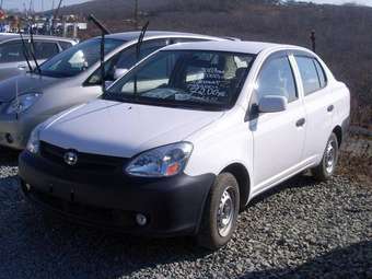 2003 Toyota Platz