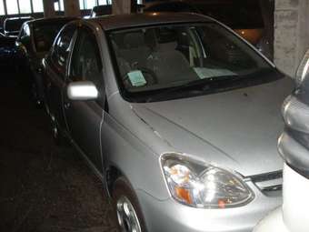 2003 Toyota Platz