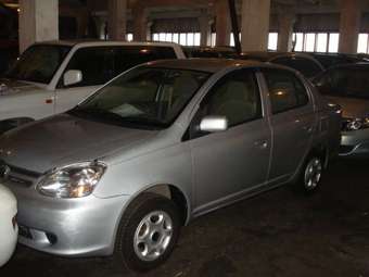 2003 Toyota Platz