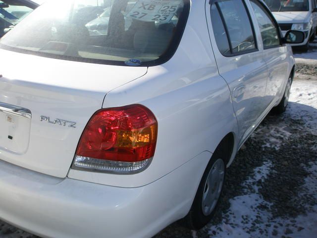 2003 Toyota Platz