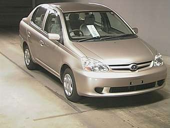2003 Toyota Platz Images