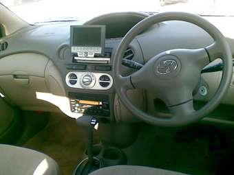 2003 Toyota Platz For Sale