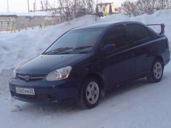 2003 Toyota Platz Photos