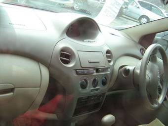 2003 Toyota Platz For Sale